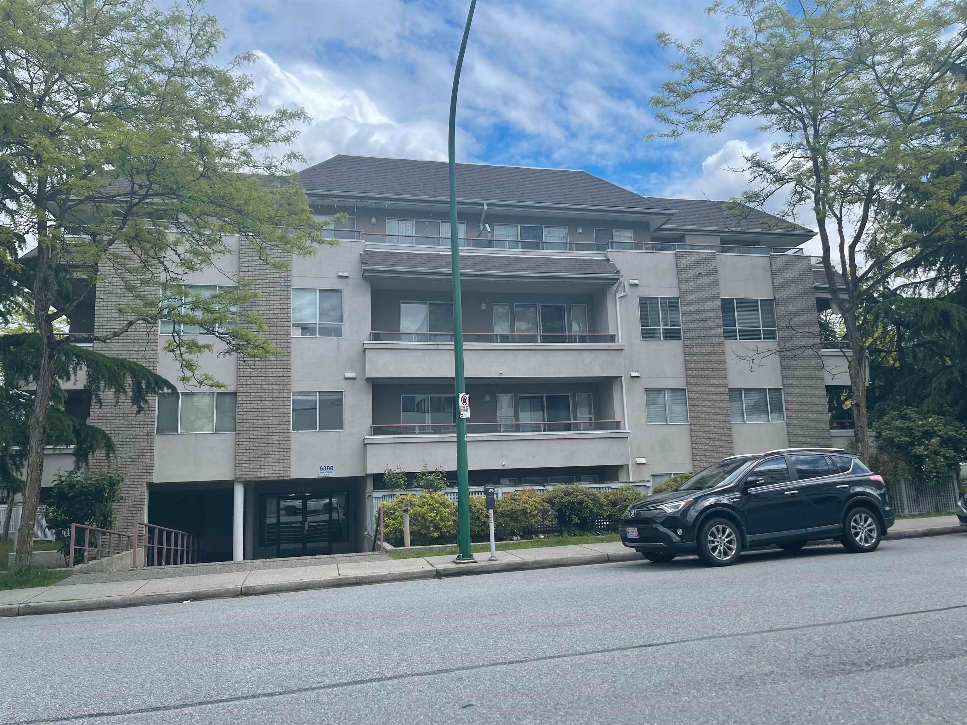 New property listed in Forest Glen BS, Burnaby South